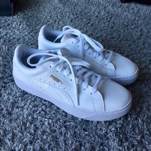 Brand new white puma shoes